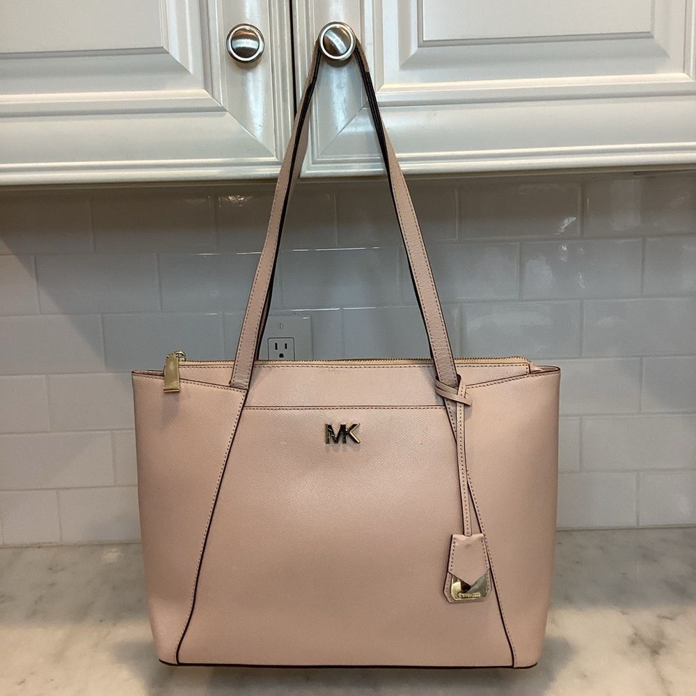 Michael Kors Bag Purse Handbag Leather Maddie Medium Crossgrain Pink Tote Bag